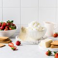 Piimatooted küpsetistes: millises retseptis võib asendada keefirit jogurti või hapukoorega? Mis puhul valida teraline, millal pagarikohupiim?