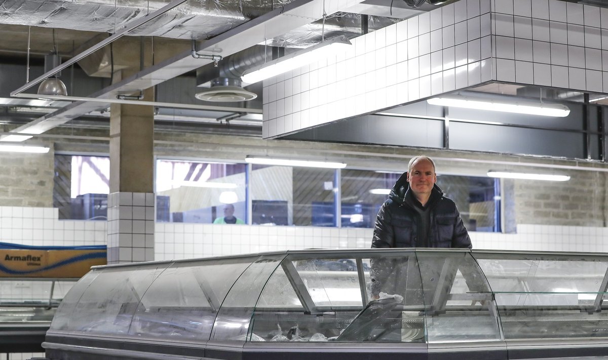 Eesti Lihatööstuse juhatuse liikme Mart Luige sõnul värbab ta lähiajal avatavale Balti jaama turule sama palju töötajaid, kui tegutseb Vastse-Kuuste tsehhis.