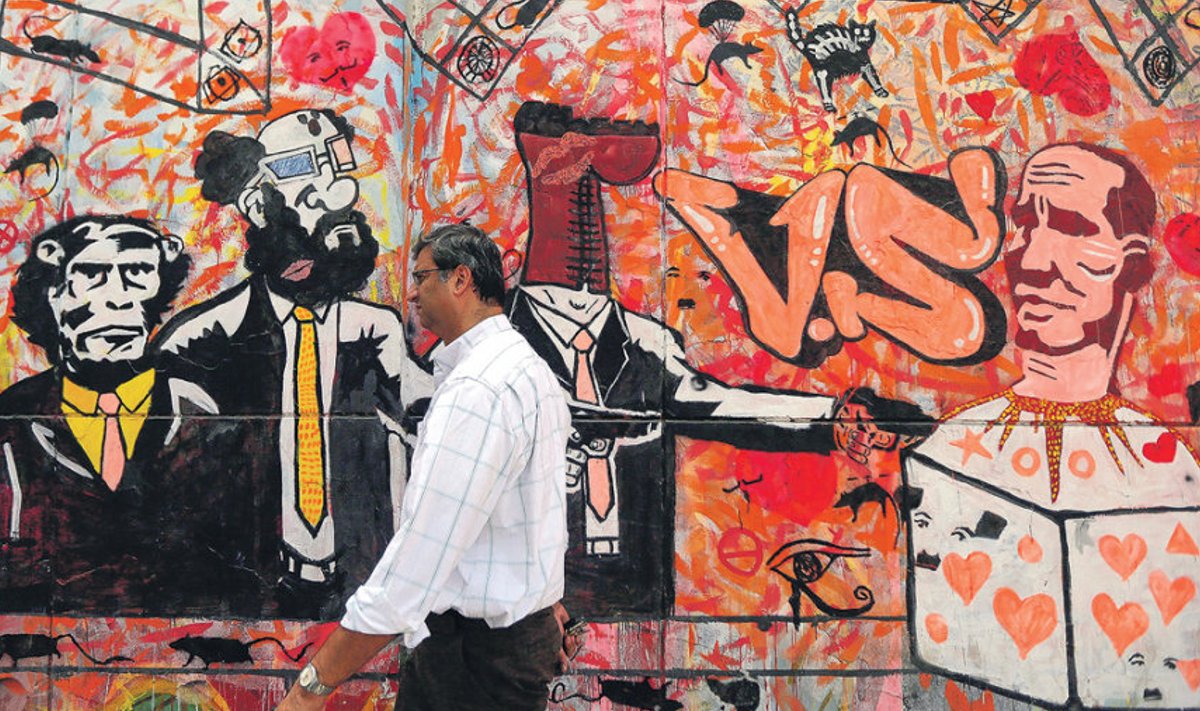 Poliitiline grafiti Kairos: Egiptuses on olnud 2011. aasta Araabia kevadest. 