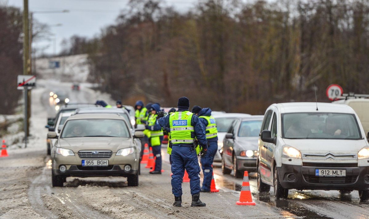 Politsei reid alkoholijoobes juhtide tabamiseks Tallinna piiril