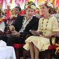 FOTOPÄEVIK: Kate Middletoni kuningliku Kagu-Aasia visiidi kostüümid