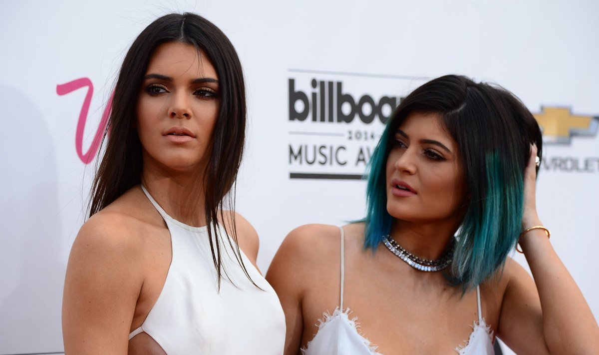 Kendall (vasakul) ja Kylie Jenner Billboard Music Awardsil 2014