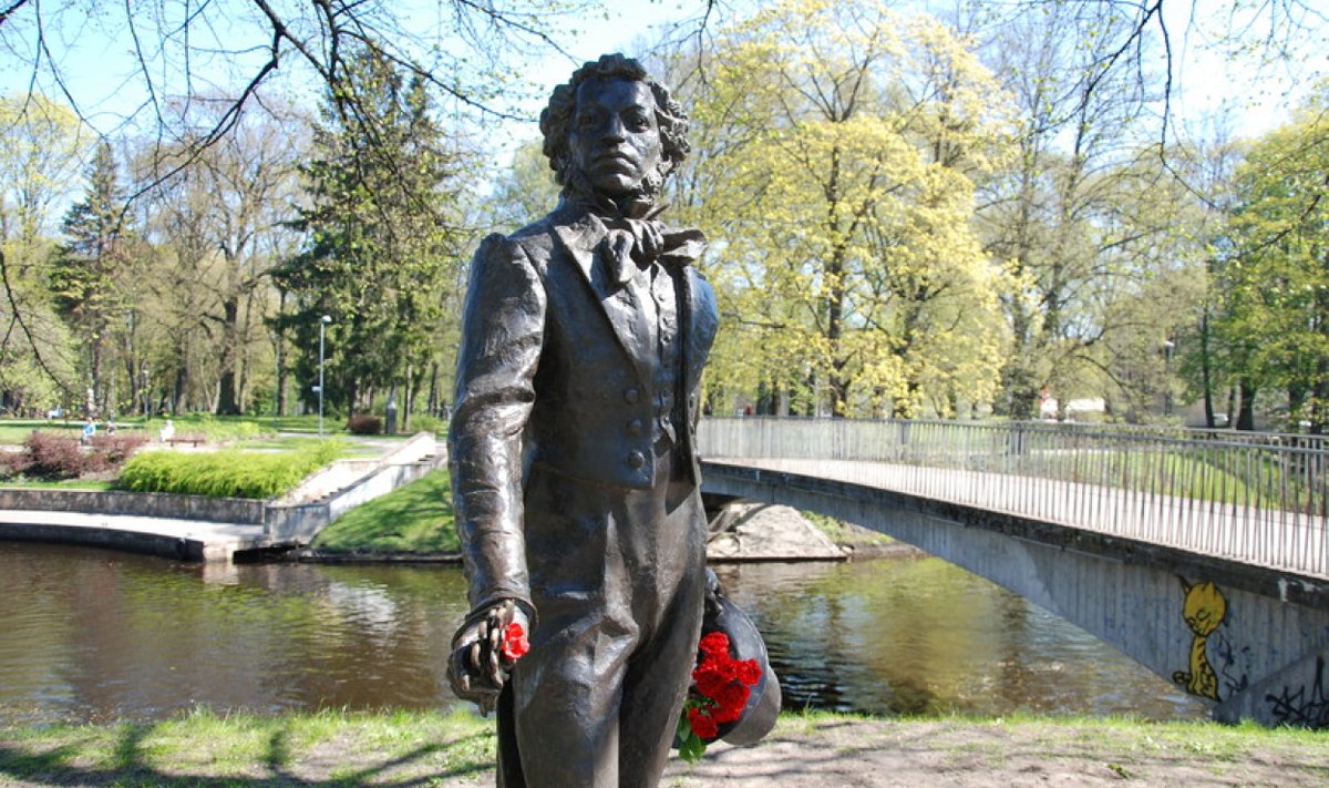 Puškini kuju Riias kerkis monumendinõukogu sõnul ebaseaduslikult.