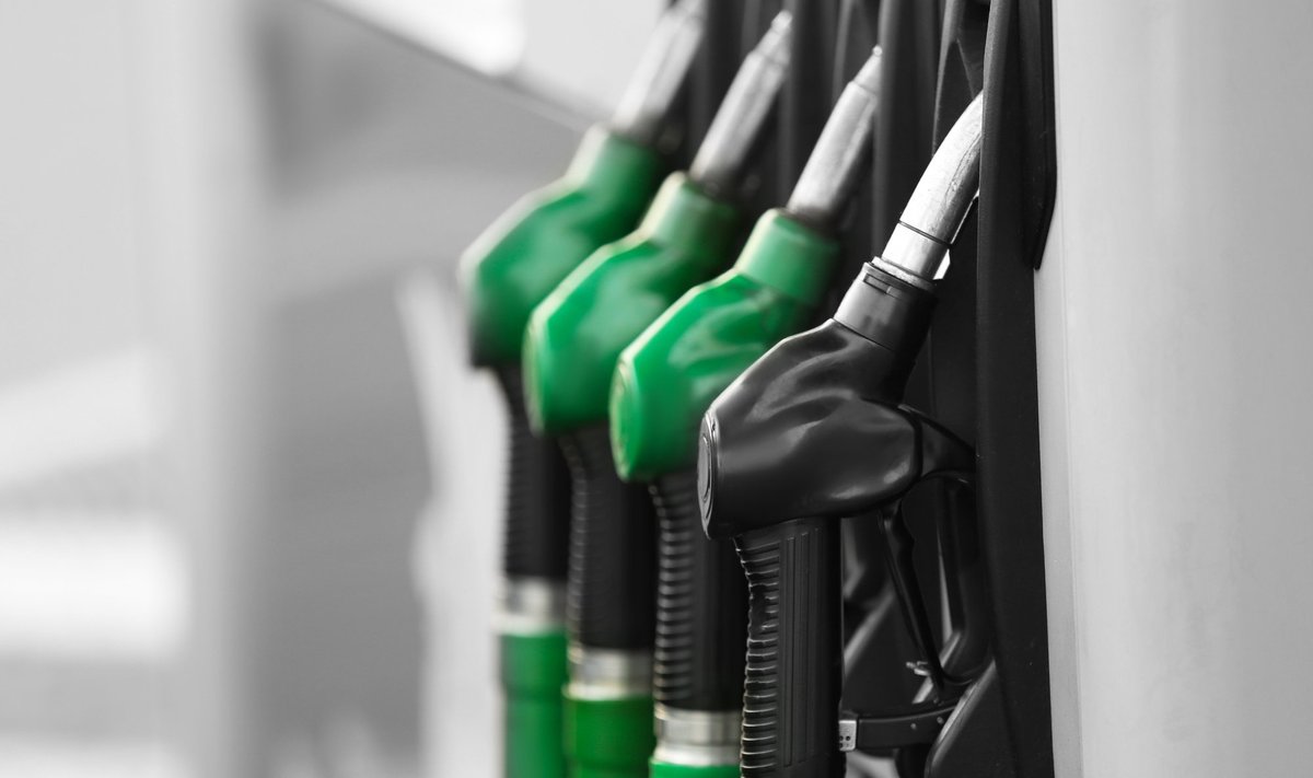 Eestis tõstab kütuse hinda ka aasta alguse käibemaksutõus.
