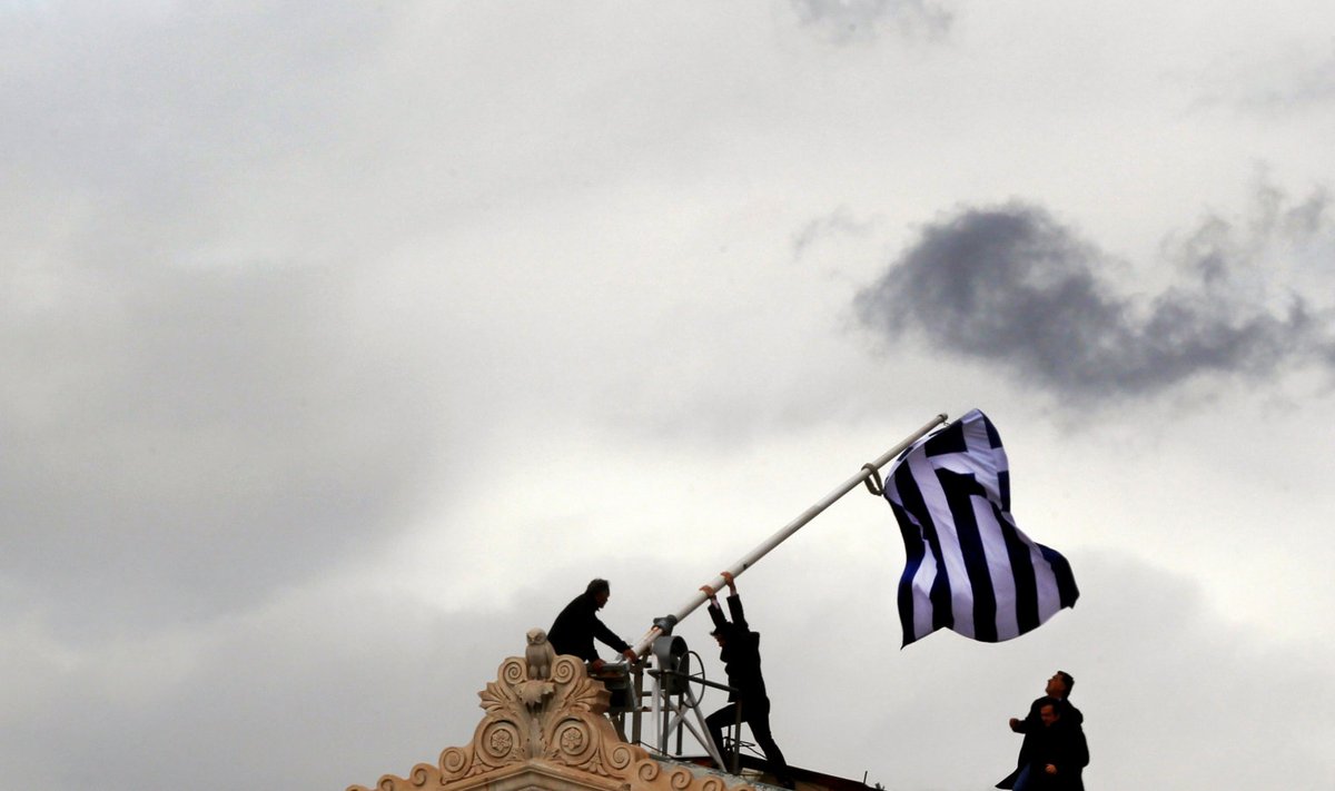 Ateenas aetakse taas lippu püsti