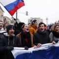 У участников акции Навального требуют миллионы за газон