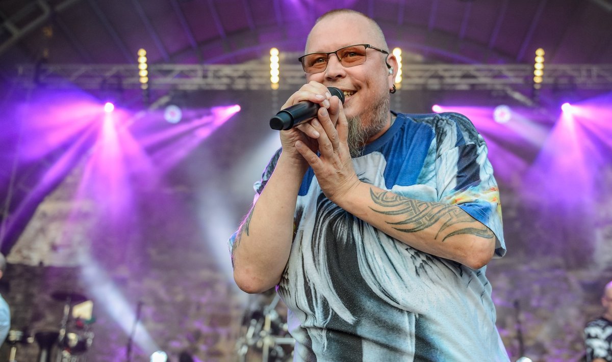 Mart Peedo on muusikasõpradele tuntud bändist Hellad Velled.