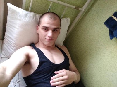 Вячеслав Кочас попал за решетку в возрасте 22 лет. Он избил и поджег заживо бывшего сожителя матери и его родственницу. На фронте Кочас погиб в течение двух недель.