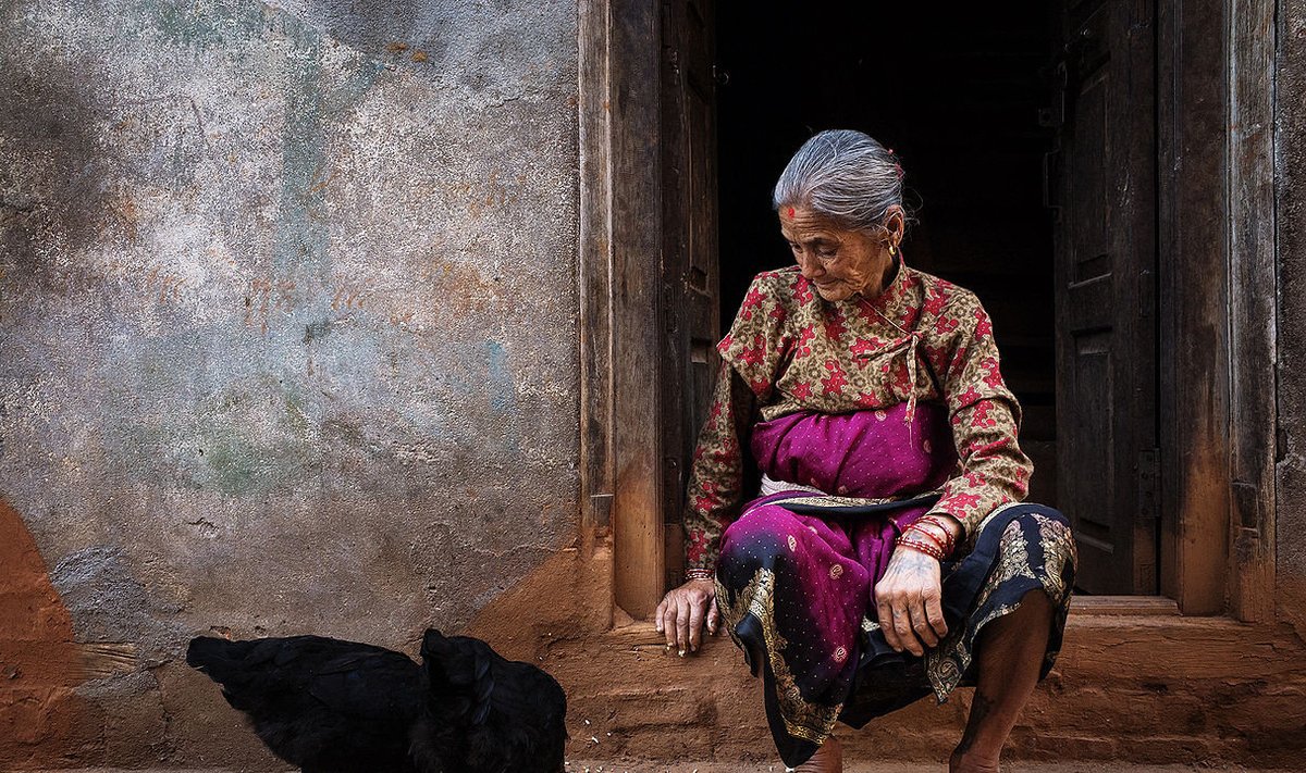 Illustreerival eesmärgil: vana naine Nepalis (Foto: Wikimedia Commons / A Vahanvaty)