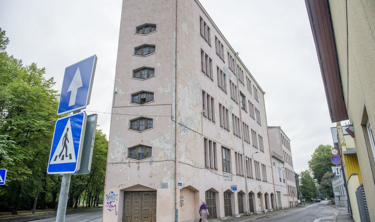Endisest sukavabrikust saab pisut enam kui kolme aastaga Eesti kunstiakadeemia uus hoone, mille planeeritav maksumus ei jää alla linnasüdamesse kavandatud uhke kunstikeskuse hinnale.