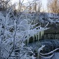 ФОТО: Водопад Валасте вновь превратился в ледяную сказку