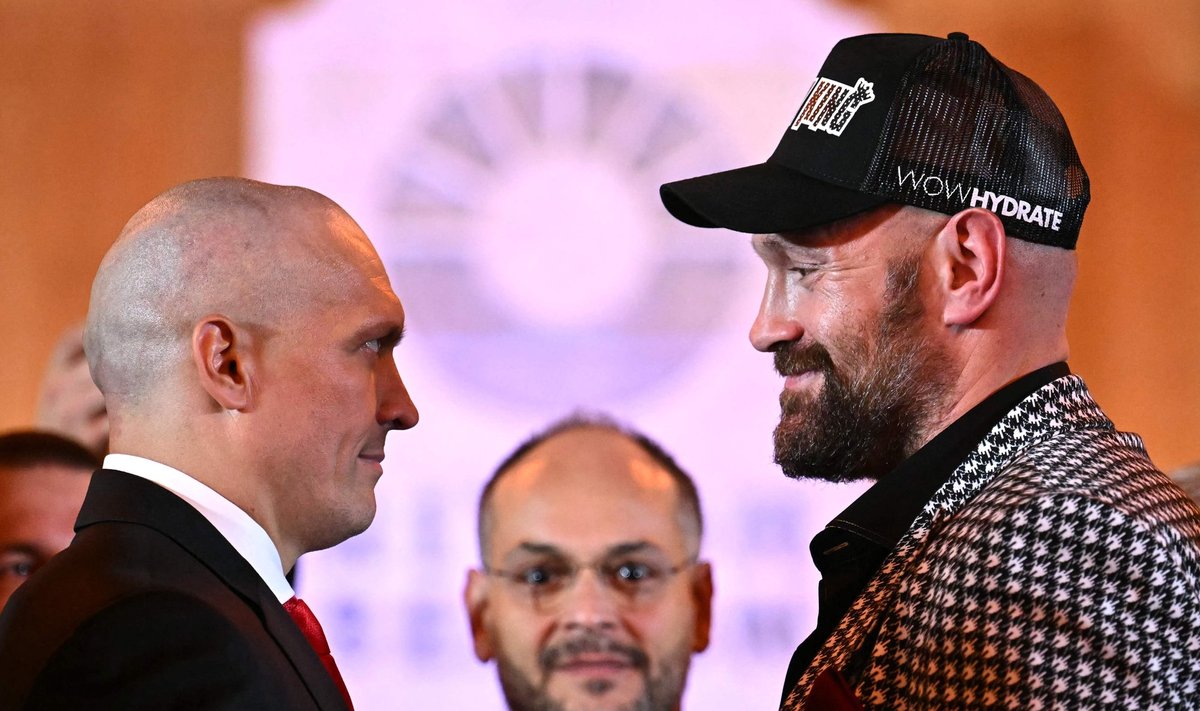 Oleksandr Ussõk ja Tyson Fury.