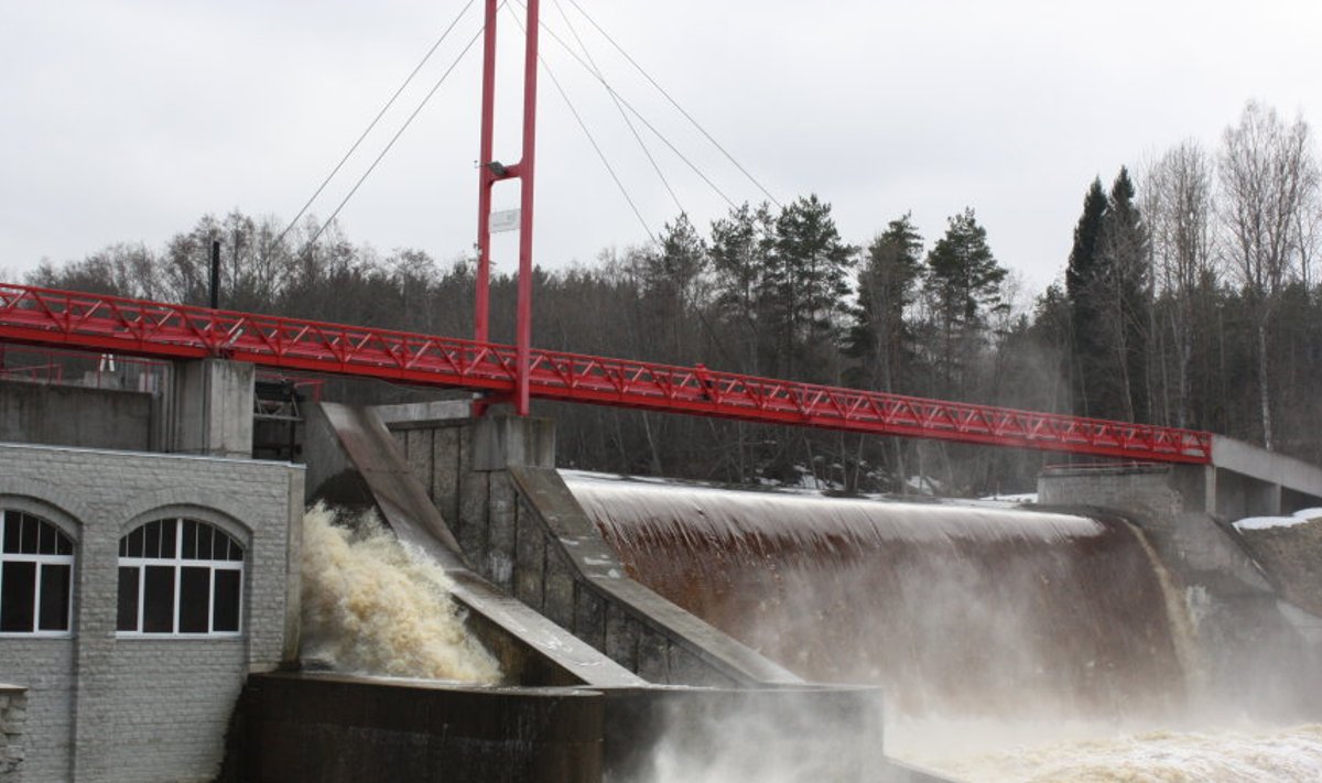 Eesti Energia taastas Linnamäe hüdroelektrijaama 2002. aastal.