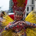 ФОТО | „Вышли на Пикадилли“: в Лондоне прошел красочный новогодний парад