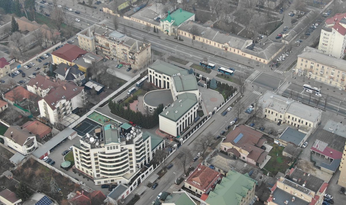 Антенны на крыше Российского посольства