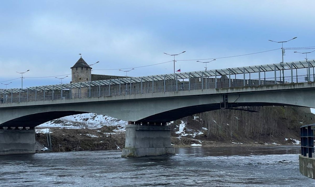Мост дружбы на границе Эстония-Россия, 26 февраля 2024