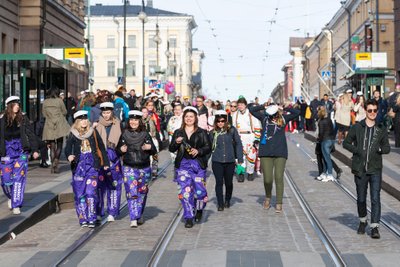 Eile sai Soomes värvikaid kostüüme näha