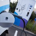 Keskkonnaministeeriumi eelarvekärpest hoolimata jääb elektriautode toetusmeede alles