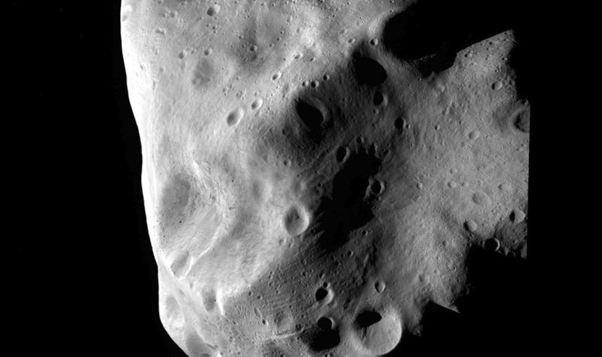 Marsi ja Jupiteri vahelisel orbiidil tiirlev asteroid Lutetia