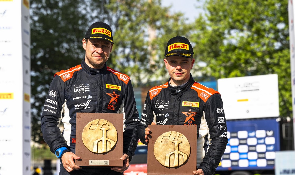 Romet Jürgenson ja Siim Oja võtisid tänavu Horvaatia teedel sõidetud  MM-rallil karjääri  esimese Junior WRC etapivõidu ja tõusid MM-liidriteks.