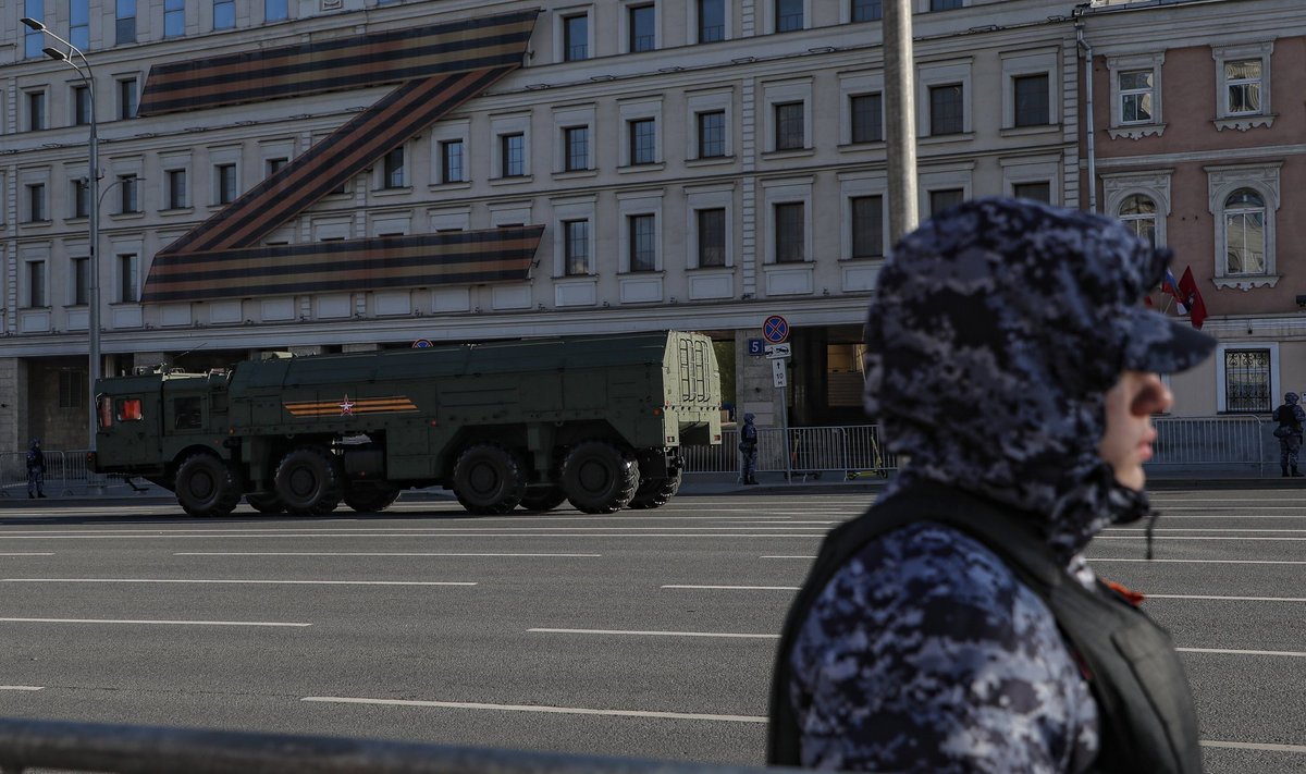 Raketisüsteem Iskander suundub paraadiproovile. Moskva, 7. mai