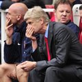 VIDEO: Arsenal alustas hooaega kohutava kaotusega, Wengerit "tervitas" vilekoor