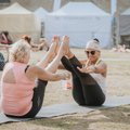 FOTOD | Haapsalu joogafestivali teine päev möödus sillerdava suvepäikese all