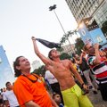 DELFI FOTOD BRASIILIAST: Vaata, kuidas Sao Paulos MM-i ametlikul alal Hollandi võitu tähistati!