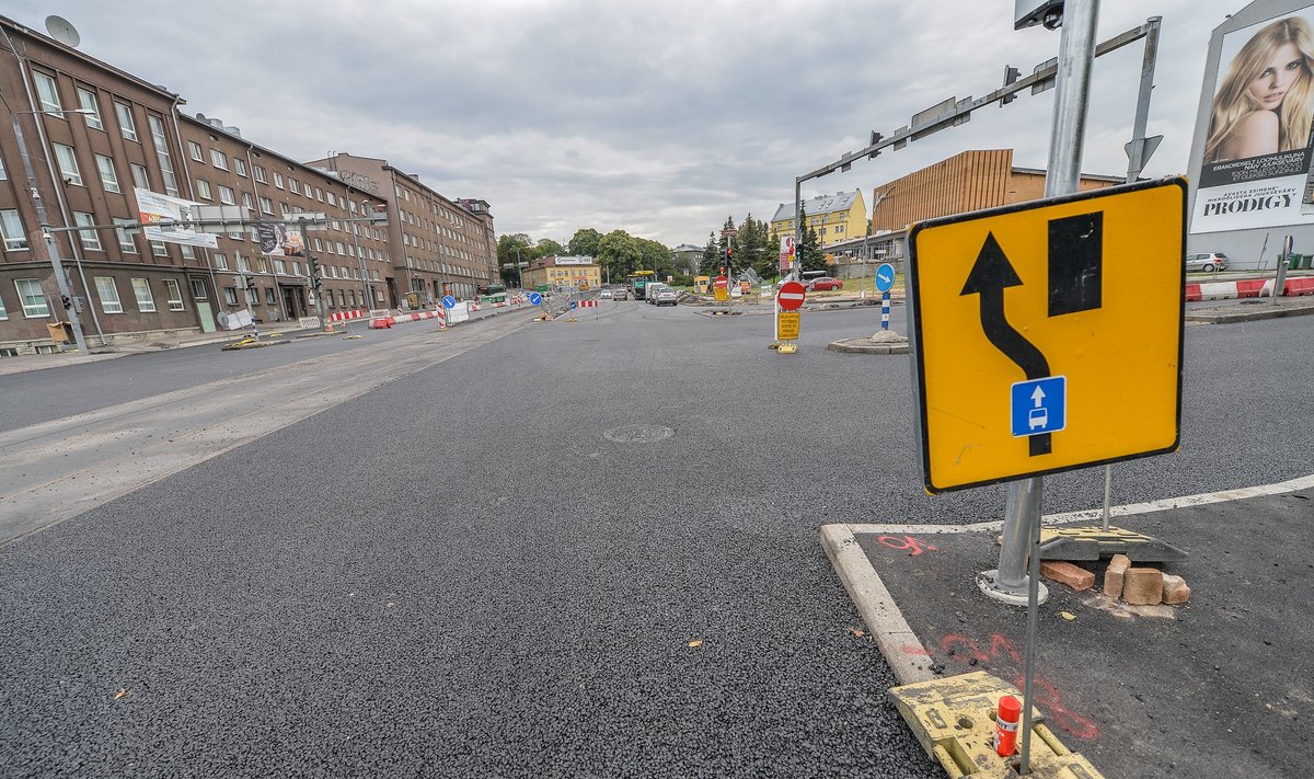 Pärnu maantee remont 18. august 2014