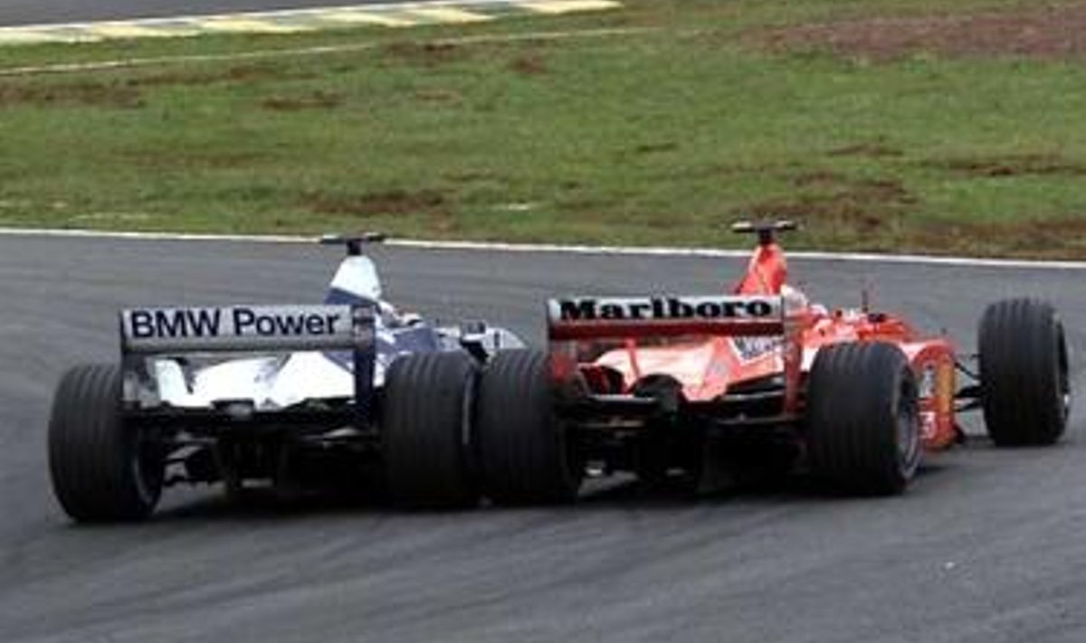 Montoya ja Schumacher Brasiilia GP-l