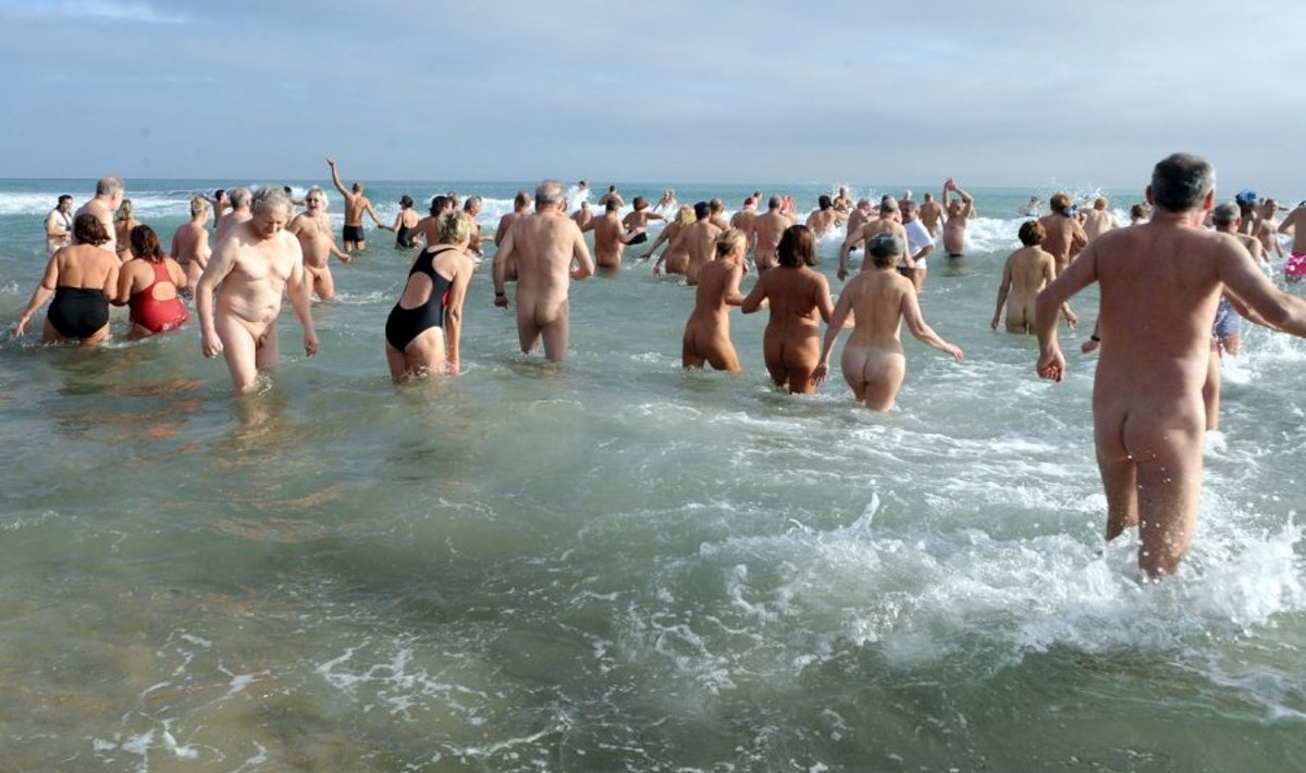 See ei ole paksude rand, vaid nudistide rand Prantsusmaal