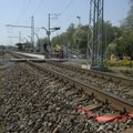ФОТО С МЕСТА ПРОИСШЕСТВИЯ: В Таллинне под поезд попал молодой велосипедист, его доставили в больницу