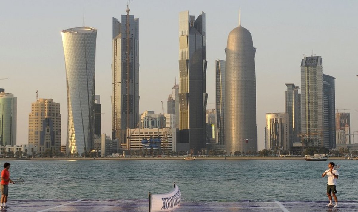 Kataris on mängitud ka vee peal tennist.