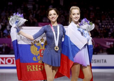 Evgenia Medvedeva ja  Elena Radionova 