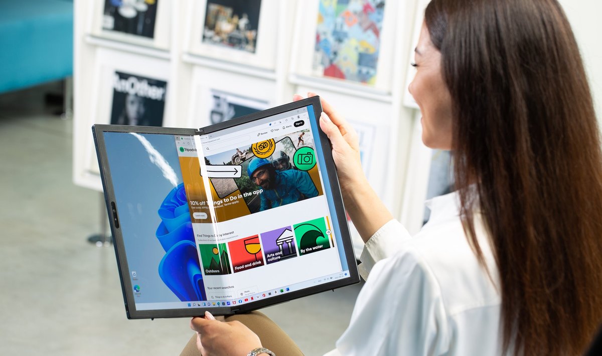 ASUS Zenbook 17 Fold OLED
