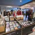 FOTOD: Disainkaup, kohv ja mõnus muusika ehk Tartu Aparaaditehases löödi üles eksperimentaalne jõulukaubamaja