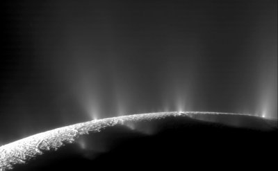 Geisrid Enceladusel. 