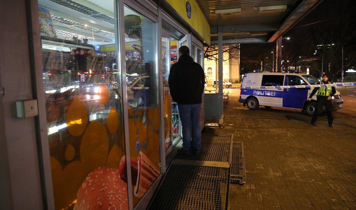 Tallinnas Vabaduse väljakul rööviti jõuluajal R-kioskit.