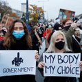 На митинг против запрета абортов в Варшаве вышли 100 тыс. человек