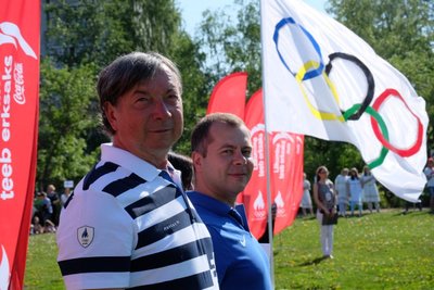 Olümpiavõitja Jaak Uudmäe ja EOK liikumisharrastuse juht Peeter Lusmägi