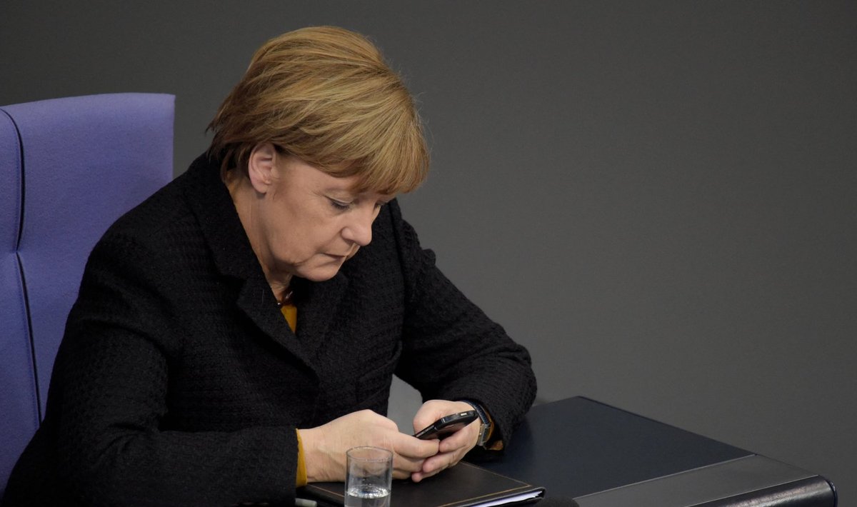 Töö käib. Angela Merkel 2015. aastal Bundestagis. 