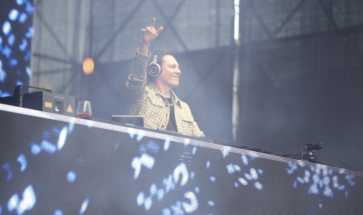 Tiesto Tallinna Lauluväljakul