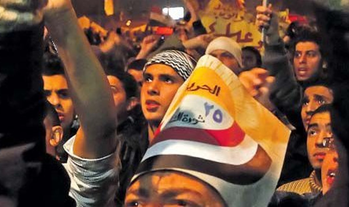 Rahvale Mubaraki neljapäevane ametis jätkamise kõne ei meeldinud. Eile said nad oma tahtmise.