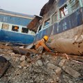 VIDEO ja FOTOD: Päästjad lõpetasid Indias õnnetusse sattunud rongi läbiotsimise, hukkus 145 inimest