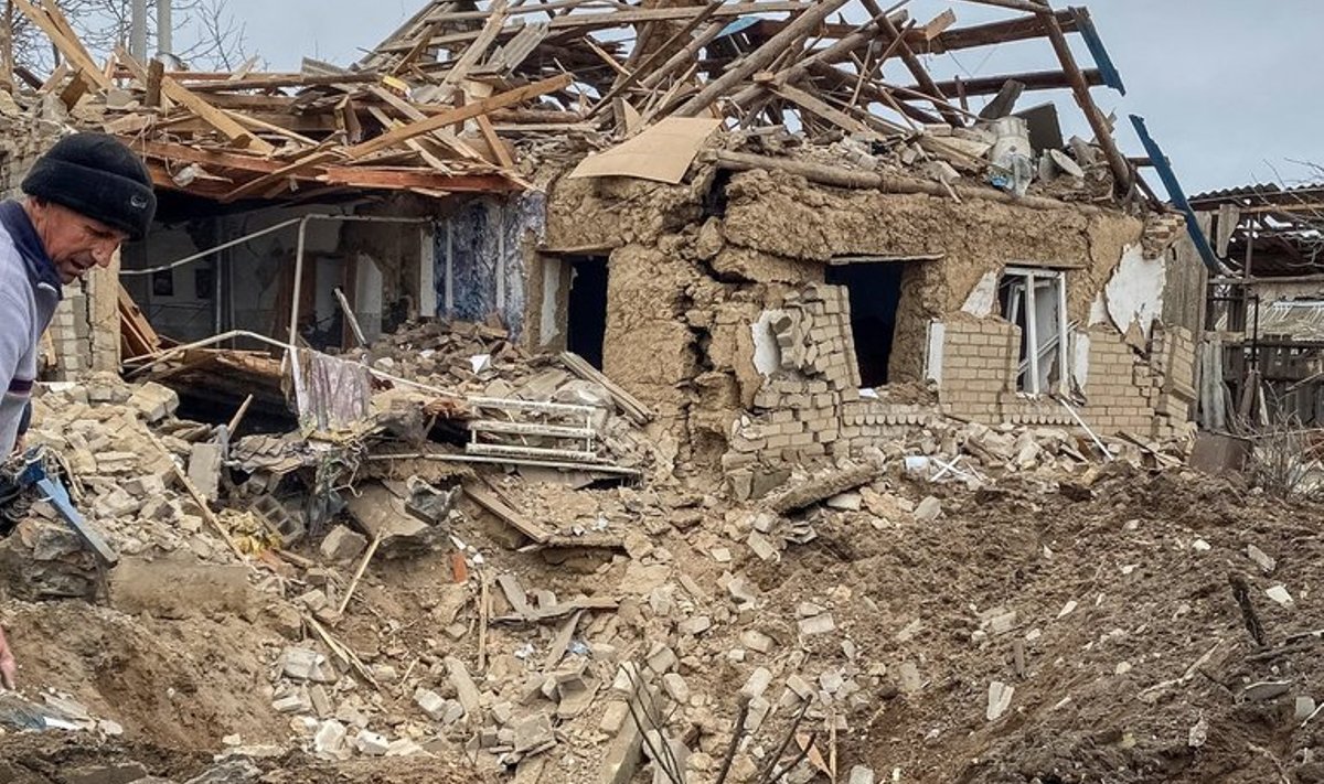 Разрушения в Запорожской области после российского авиаудара