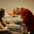 FOTOD: Jõulueelne doonoripäev tõi hulgaliselt inimesi verd loovutama