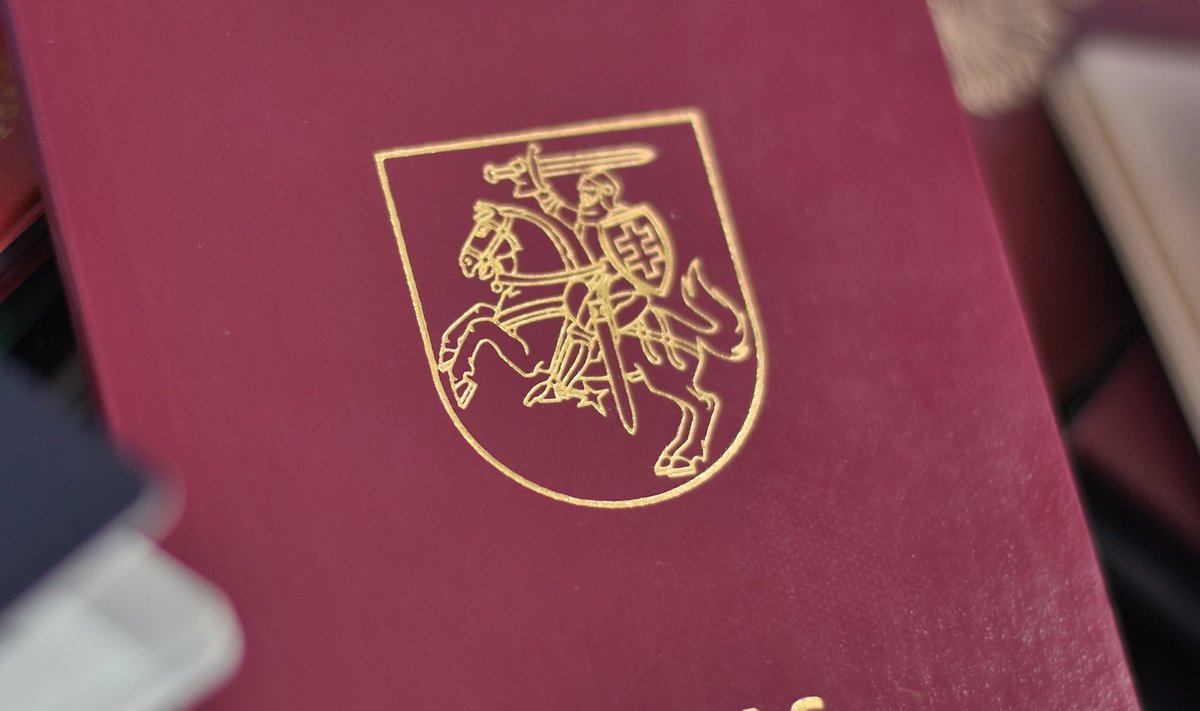 Литовский паспорт, иллюстративное фото