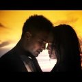 VAATA: Erootiline! Hurmur Kristjan Kasearu ja kaunitar Elisa Kolk küsivad uues muusikavideos üksteist hellitades: mis on armastus?