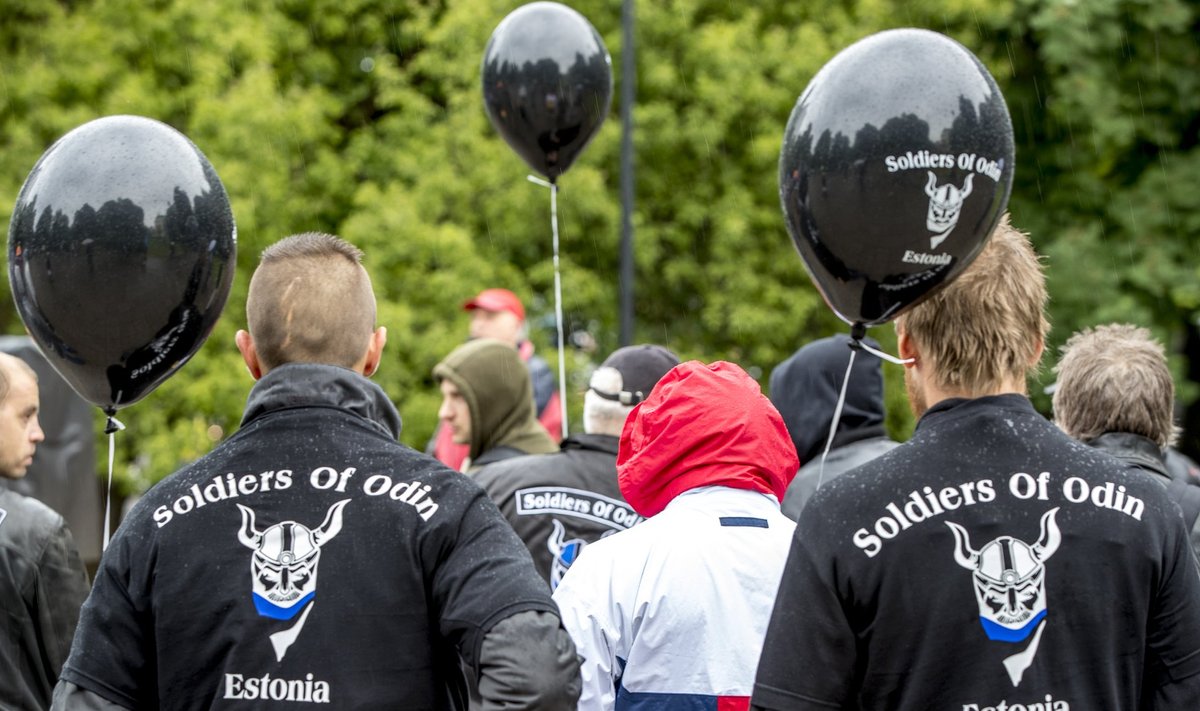 Eesti Odini sõdalased kogunesid Tammsaare pargis: illustratiivse tähendusega pilt aastast 2016