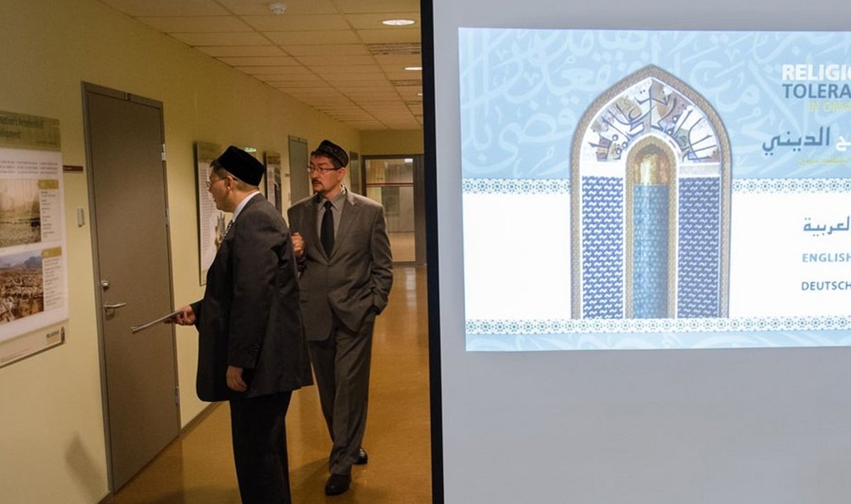 Omaanist pärit näitus TTÜ-s tutvustab islami domineerivamat ehk rahumeelset palet.